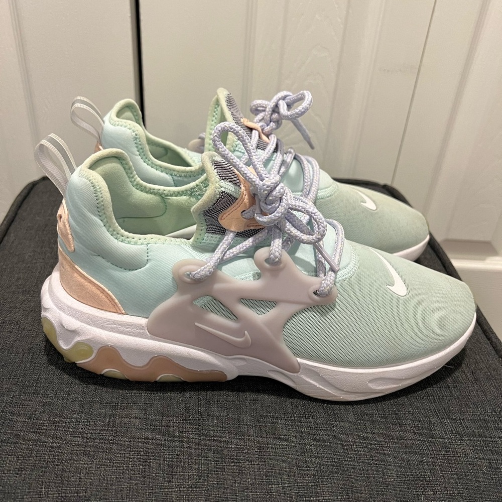 Women’s Nike Shoes